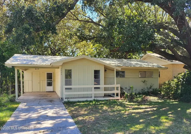 Photo 1 of Sale Pending at 2902 Brookwood Ave, Gulfport, MS 39501 | MLS# 4164236 | Listing updated on 2026-10-20