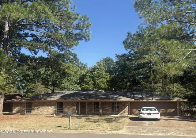Photo 1 of Sale Pending at 2128 Monaco St, Jackson, MS 39204 | MLS# 4164233 | Listing updated on 2026-10-08