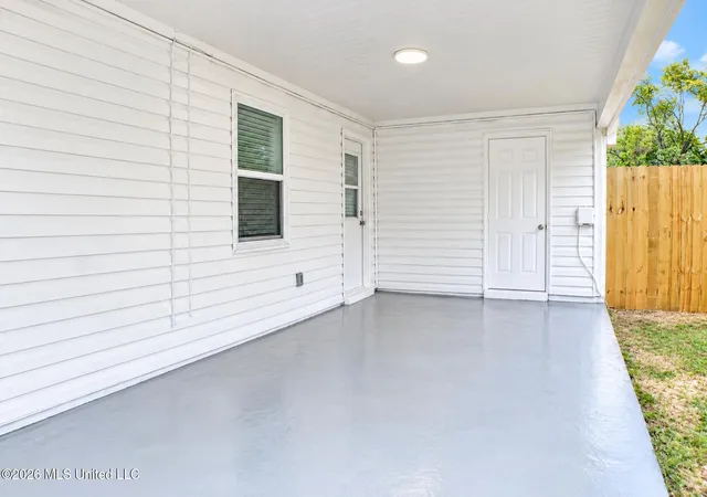Photo 3 of Single family home for sale at 6460 Yorkshire Rd, Horn Lake, MS 38637 | MLS# 4164101 | Listing updated on 2026-10-02