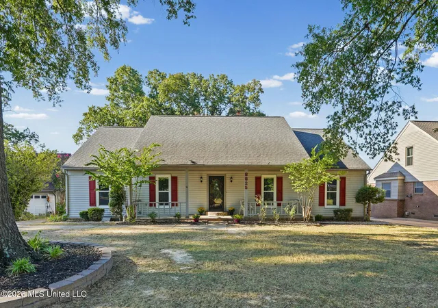 Photo 1 of Sale Pending at 8825 Cypress Cvs, Southaven, MS 38671 | MLS# 4164362 | Listing updated on 2026-10-26