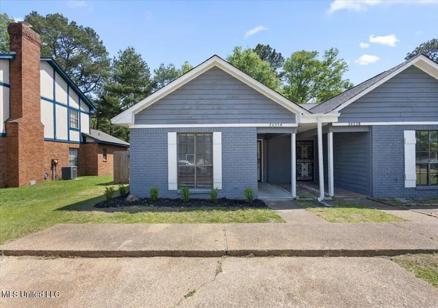 Photo 1 of Multi family home for sale at 2455 River Oaks Blvd, Jackson, MS 39211 | MLS# 4164137 | Listing updated on 2026-10-16