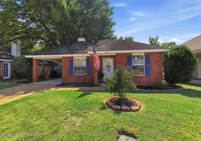 Photo 1 of Sale Pending at 710 Heartwood Dr, Pearl, MS 39208 | MLS# 4164126 | Listing updated on 2026-10-20