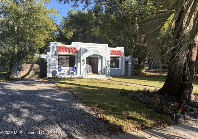 Photo 1 of Single family home for sale at 168 Saint Paul St, Biloxi, MS 39530 | MLS# 4164228 | Listing updated on 2026-10-14
