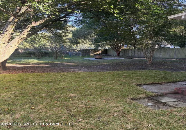 Photo 2 of Single family home for sale at 168 Saint Paul St, Biloxi, MS 39530 | MLS# 4164228 | Listing updated on 2026-10-14