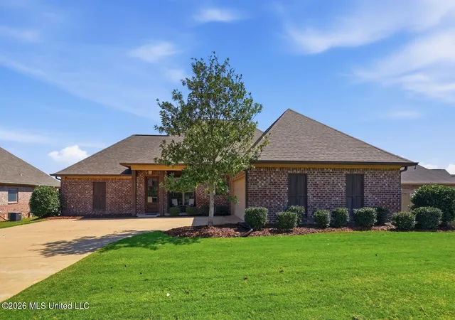 Single family home for sale at 102 Kristen Cvs, Madison, MS 39110 | MLS# 4164156