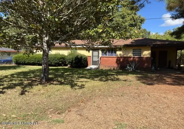 Photo 1 of Single family home for sale at 124 Chinn Dr, Canton, MS 39046 | MLS# 4164830 | Listing updated on 2026-10-21