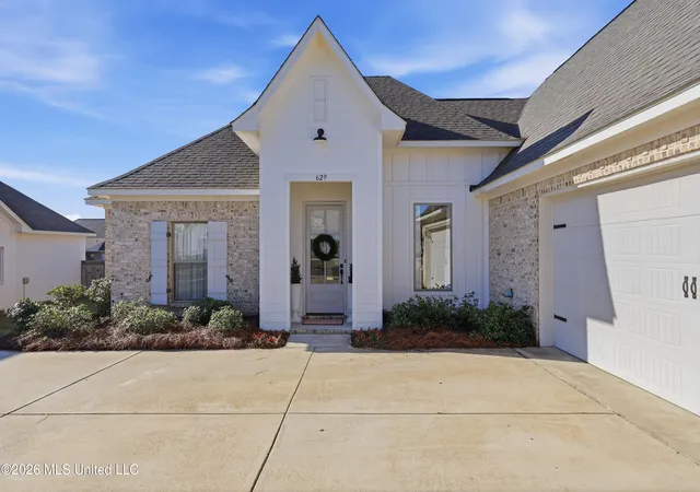 Photo 3 of Single family home for sale at 629 Peregan St, Canton, MS 39046 | MLS# 4164181 | Listing updated on 2026-10-15