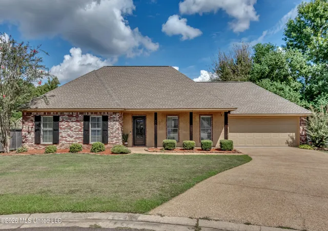 Photo 1 of Sale Pending at 704 Pecan Ct, Brandon, MS 39042 | MLS# 4164434 | Listing updated on 2026-10-03
