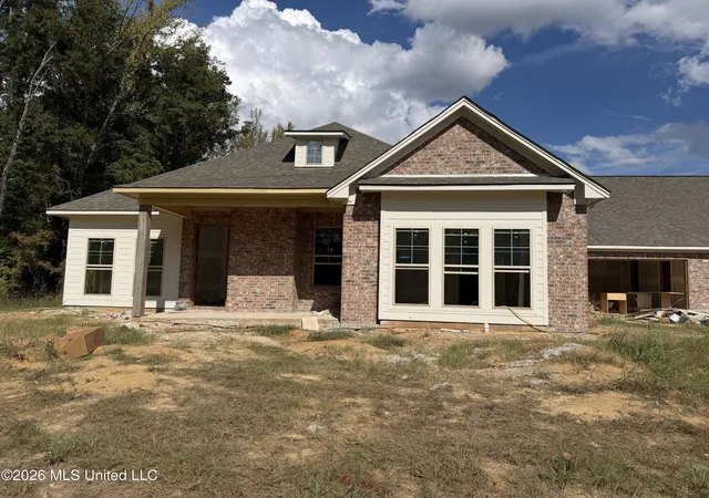 Photo 1 of Sale Pending at 2141 Freedom Ring Dr, Brandon, MS 39047 | MLS# 4164492 | Listing updated on 2026-10-06