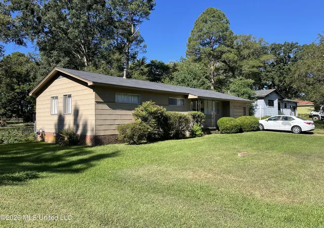 Photo 1 of Sale Pending at 5723 Angle St, Jackson, MS 39206 | MLS# 4164205 | Listing updated on 2026-10-05