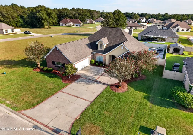 Photo 3 of Single family home for sale at 512 Pemberton Pl, Picayune, MS 39466 | MLS# 4164209 | Listing updated on 2026-10-01