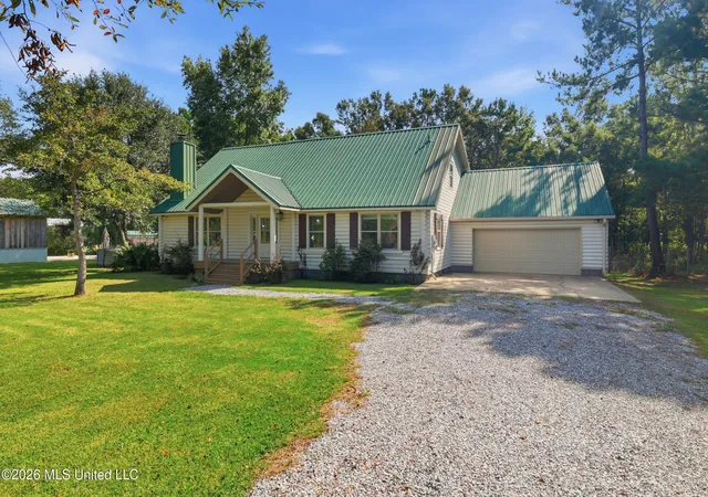Photo 2 of Single family home for sale at 17176 Magnolia Cvs Dr, Pass Christian, MS 39571 | MLS# 4164454 | Listing updated on 2026-10-18