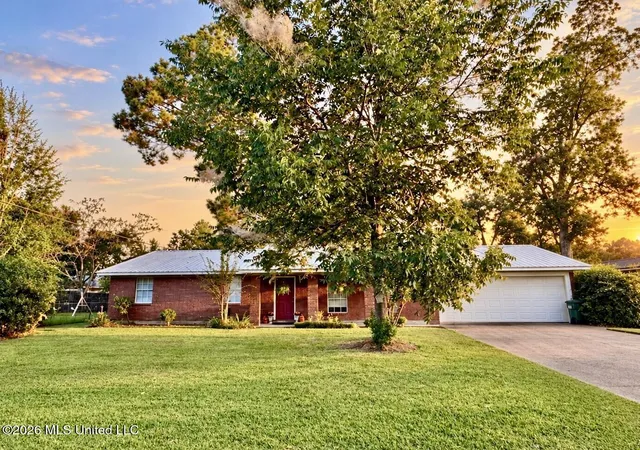 Photo 1 of Sale Pending at 110 Mcgregor Way, Natchez, MS 39120 | MLS# 4164269 | Listing updated on 2026-10-12