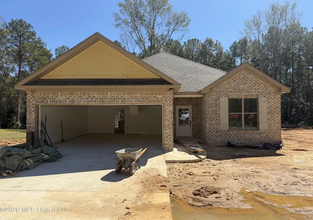 Photo 1 of Single family home for sale at 245 Smith Dr, Mendenhall, MS 39114 | MLS# 4164883 | Listing updated on 2026-10-12