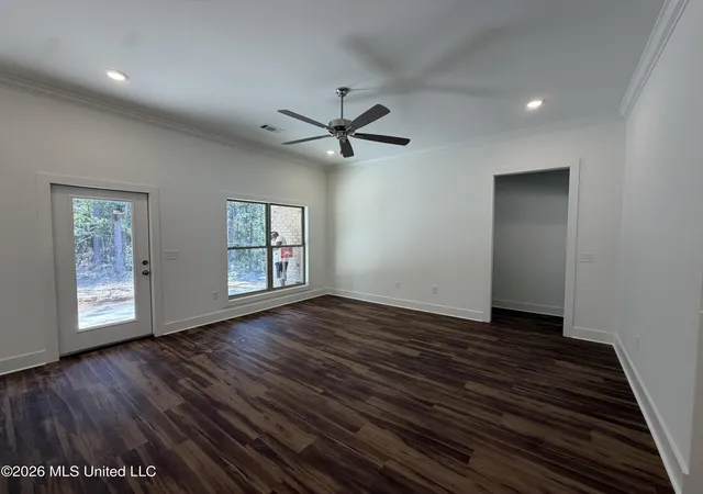 Photo 3 of Single family home for sale at 241 Smith Dr, Mendenhall, MS 39114 | MLS# 4165235 | Listing updated on 2026-10-15