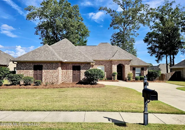 Photo 1 of Single family home for sale at 225 Buckhead Dr, Madison, MS 39110 | MLS# 4164429 | Listing updated on 2026-10-07