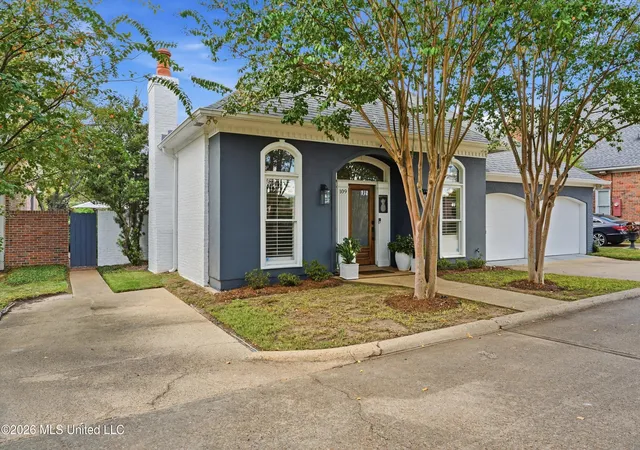 Photo 1 of Single family home for sale at 109 Northpointe Pkwy, Jackson, MS 39211 | MLS# 4164425 | Listing updated on 2026-10-07