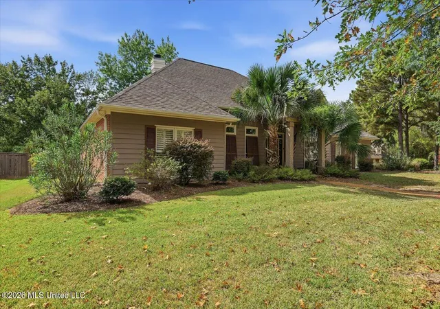 Photo 3 of Single family home for sale at 206 Hillside St, Ridgeland, MS 39157 | MLS# 4164693 | Listing updated on 2026-10-19