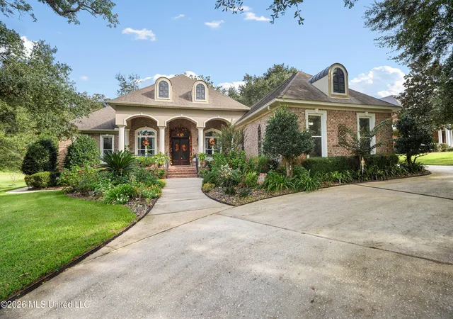 Photo 1 of Single family home for sale at 12550 Bell Crk Dr, Grand Bay, AL 36541 | MLS# 4165015 | Listing updated on 2026-10-09
