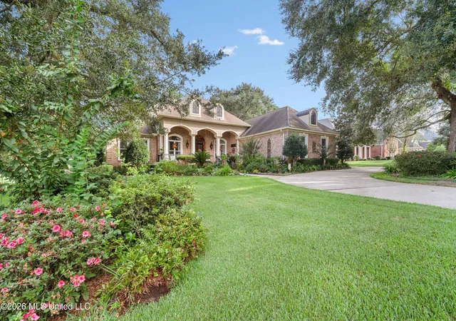 Photo 2 of Single family home for sale at 12550 Bell Crk Dr, Grand Bay, AL 36541 | MLS# 4165015 | Listing updated on 2026-10-09