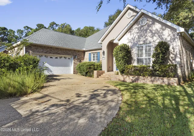 Photo 3 of Single family home for sale at 85532 W Diamondhead Dr, Diamondhead, MS 39525 | MLS# 4164592 | Listing updated on 2026-10-09