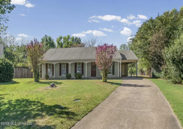 Photo 1 of Single family home for sale at 6499 W Farley Dr, Olive Branch, MS 38654 | MLS# 4165055 | Listing updated on 2026-10-11