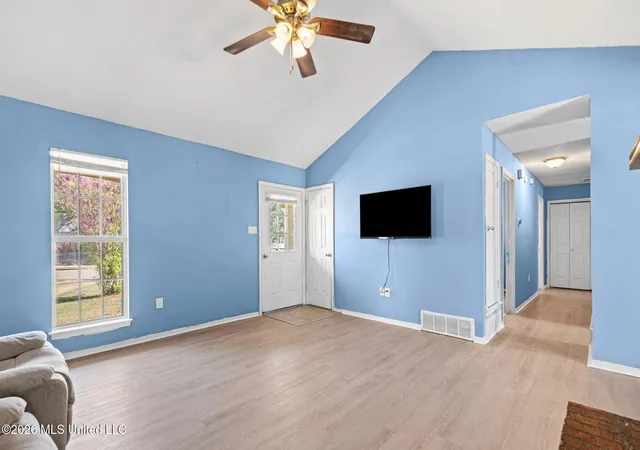 Photo 3 of Single family home for sale at 6499 W Farley Dr, Olive Branch, MS 38654 | MLS# 4165055 | Listing updated on 2026-10-11