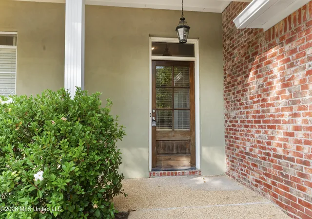 Photo 3 of Sale Pending at 117 Kenzie Dr, Madison, MS 39110 | MLS# 4164423 | Listing updated on 2026-10-22