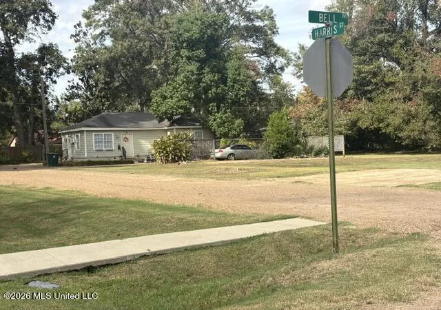 Photo 3 of Single family home for sale at 501 Bell Ave, Greenwood, MS 38930 | MLS# 4164398 | Listing updated on 2026-10-02