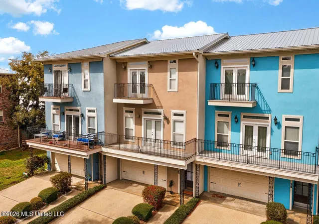 Photo 3 of Townhouse for sale at 23 Oak Aly Ln, Long Beach, MS 39560 | MLS# 4164466 | Listing updated on 2026-10-15