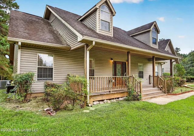 Photo 2 of Single family home for sale at 418 Salem Rd, Picayune, MS 39466 | MLS# 4164460 | Listing updated on 2026-10-03