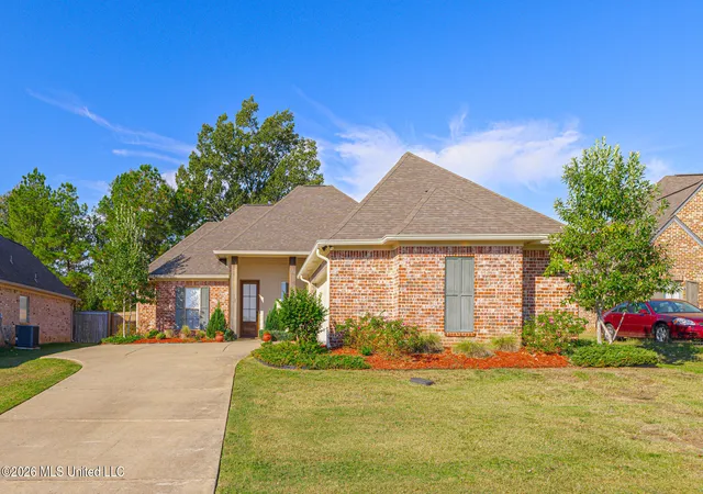 Photo 2 of Sale Pending at 285 Winterfield Ct, Brandon, MS 39042 | MLS# 4164462 | Listing updated on 2026-10-18
