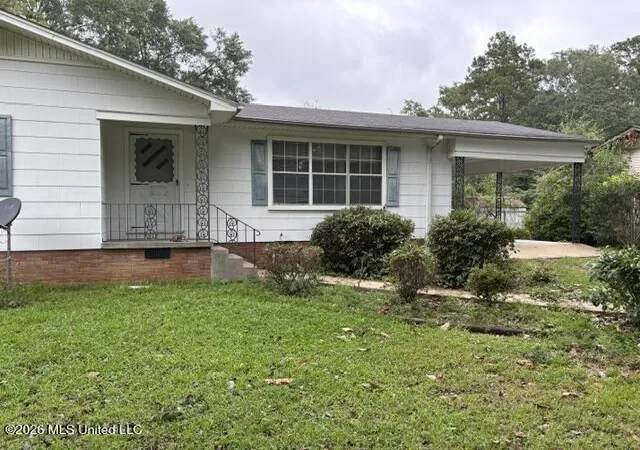 Photo 3 of Single family home for sale at 704 W Monticello St, Brookhaven, MS 39601 | MLS# 4164515 | Listing updated on 2026-10-06
