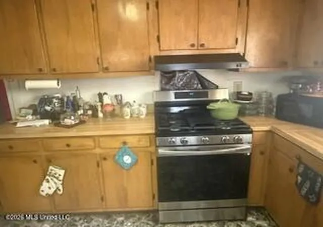 Photo 3 of Single family home for sale at 207 10th Street, Greenwood, MS 38930 | MLS# 4164543 | Listing updated on 2026-10-05
