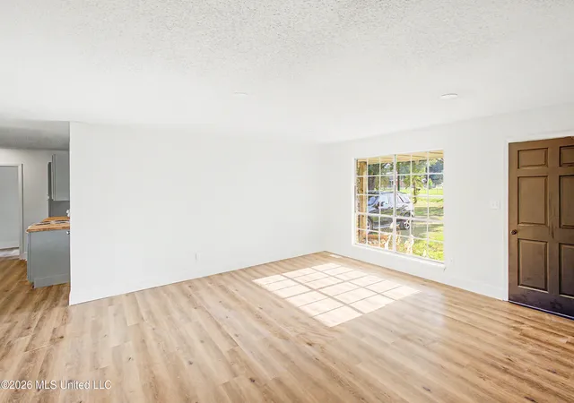 Photo 3 of Single family home for sale at 713 West St, Coldwater, MS 38618 | MLS# 4164549 | Listing updated on 2026-10-19