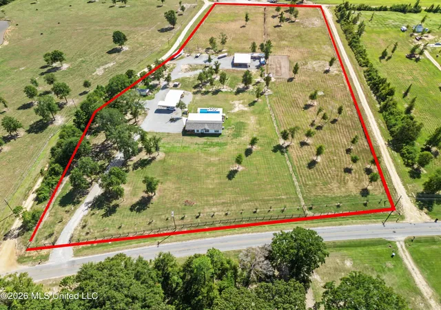 Photo 3 of Manufactured home for sale at 326 W Wire Rd, Perkinston, MS 39573 | MLS# 4164618 | Listing updated on 2026-10-06