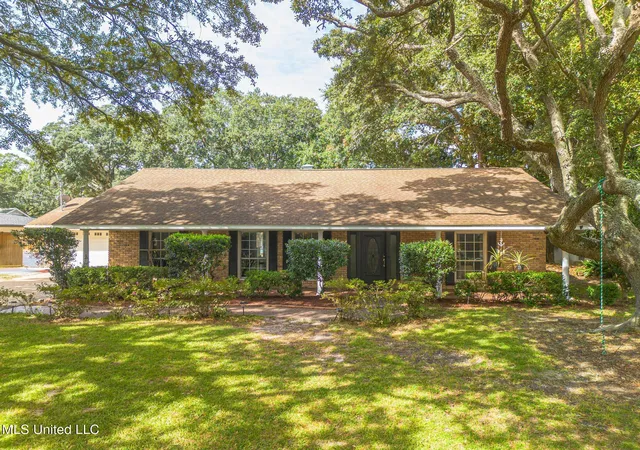 Photo 1 of Single family home for sale at 409 Linda Dr, Biloxi, MS 39531 | MLS# 4164668 | Listing updated on 2026-10-06