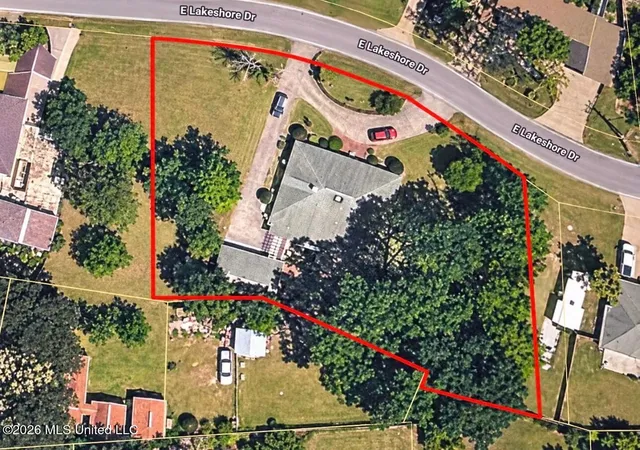 Photo 2 of Sale Pending at 615 E Lakeshore Dr, Carriere, MS 39426 | MLS# 4164743 | Listing updated on 2026-10-15