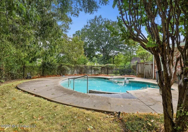Photo 2 of Single family home for sale at 207 Lattimore Ridge, Ridgeland, MS 39157 | MLS# 4164911 | Listing updated on 2026-10-09