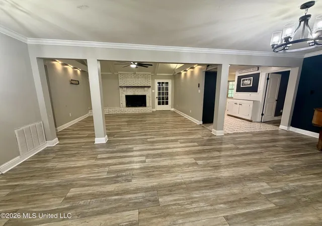 Photo 2 of Single family home for sale at 425 Spruce St, Poplarville, MS 39470 | MLS# 4164667 | Listing updated on 2026-10-18