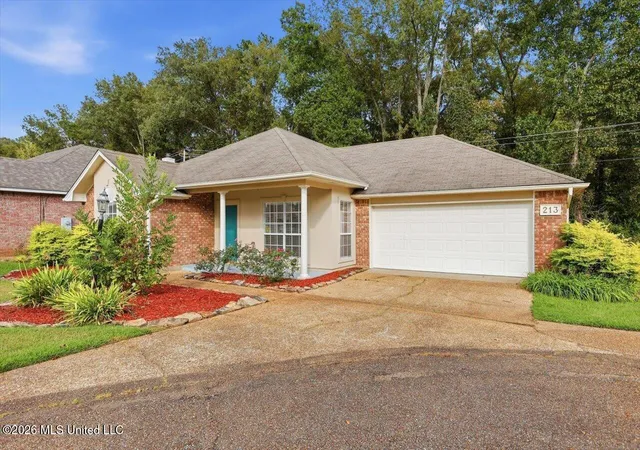 Photo 2 of Sale Pending at 213 Twin, Clinton, MS 39056 | MLS# 4164685 | Listing updated on 2026-10-15