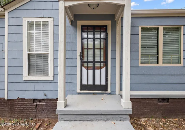 Photo 2 of Single family home for sale at 2629 Latimer Ave, Jackson, MS 39209 | MLS# 4164709 | Listing updated on 2026-10-19
