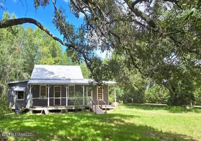 Photo 2 of Sale Pending at 23104 Arcadia Farm Rd, Pass Christian, MS 39571 | MLS# 4165349 | Listing updated on 2026-10-22