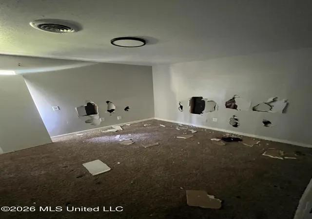 Photo 3 of Single family home for sale at 1731 Maria Dr, Jackson, MS 39204 | MLS# 4164810 | Listing updated on 2026-10-08