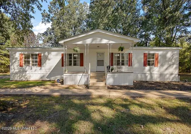 Photo 3 of Sale Pending at 1031 Old Hillsboro Rd, Forest, MS 39074 | MLS# 4164990 | Listing updated on 2026-10-26