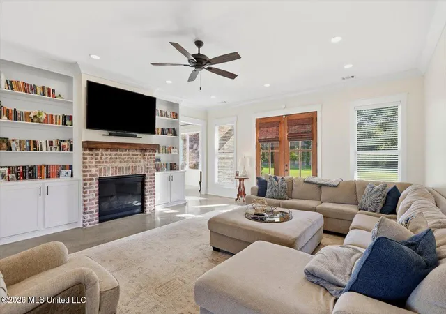 Photo 4 of Single family home for sale at 697 Little Big Mound Rd, Bentonia, MS 39040 | MLS# 4165253 | Listing updated on 2026-10-12