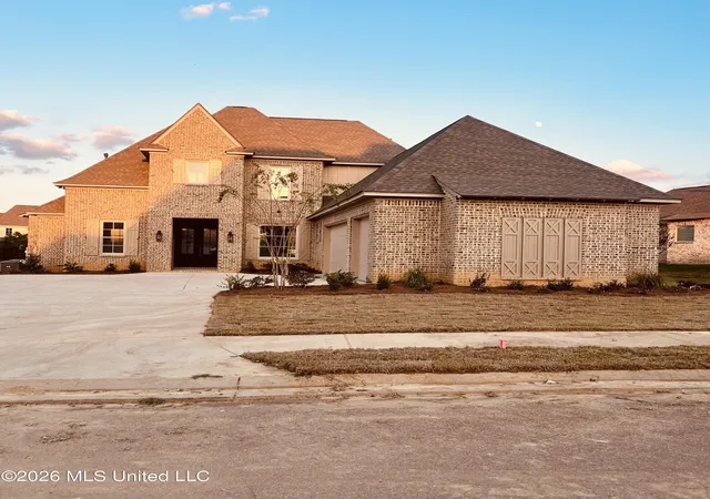 Photo 1 of Single family home for sale at 106 Venice Cir, Madison, MS 39110 | MLS# 4165124 | Listing updated on 2026-10-09