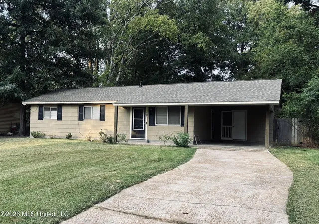 Photo 2 of Single family home for sale at 669 Ralde Cir, Ridgeland, MS 39157 | MLS# 4164791 | Listing updated on 2026-10-14