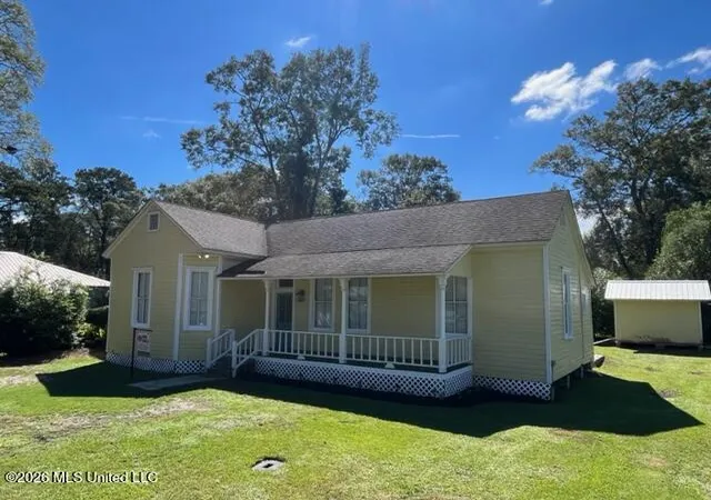 Photo 2 of Single family home for sale at 214 E 7th Street, Picayune, MS 39466 | MLS# 4164847 | Listing updated on 2026-10-07