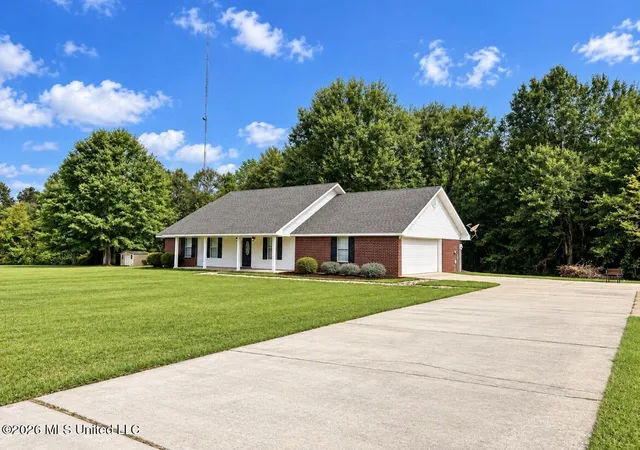 Photo 3 of Sale Pending at 657 Beaver Dam Rd, Perkinston, MS 39573 | MLS# 4164821 | Listing updated on 2026-10-10